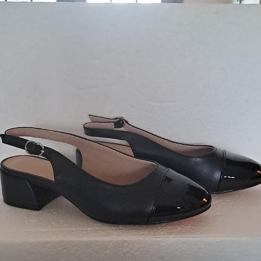 Journee Collection Black Slingback Heels
